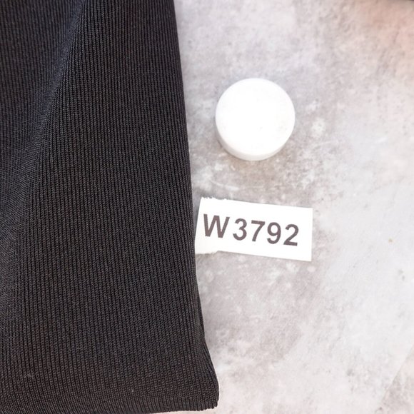 Black‎ Top Womens Medium Knit Tank Crew Neck Basic Sleeveless Stretch Casual USA - Picture 9 of 9